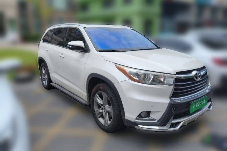 Used Toyota Highlander 2017 2.0T Four-Wheel Drive Luxury Edition 7 Seats Front Right 45 Deg