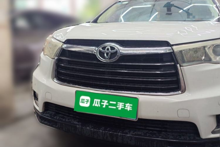Used Toyota Highlander 2017 2.0T Four-Wheel Drive Luxury Edition 7 Seats Front