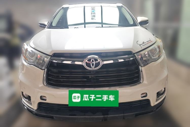 Used Toyota Highlander 2017 2.0T Two-Wheel Drive Luxury Edition 7 Seats Front