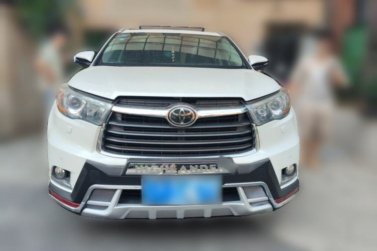 Used Toyota Highlander 2017 2.0T Four-Wheel Drive Luxury Navigation Version 7 Seats Front
