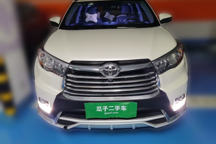 Used Toyota Highlander 2017 2.0T Four-Wheel Drive Luxury Edition 7 Seats Front