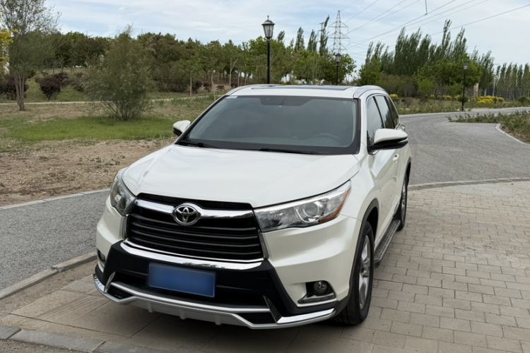 Used Toyota Highlander 2017 2.0T Four-Wheel Drive Luxury Edition 7 Seats Guazi used car, China used car export, Used car for sale, Used Toyota cars, Cheapest cars for sale
