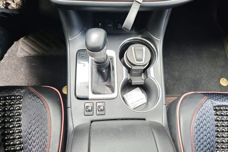 Used Toyota Highlander 2017 2.0T Four-Wheel Drive Luxury Edition 7 Seats Gear Lever