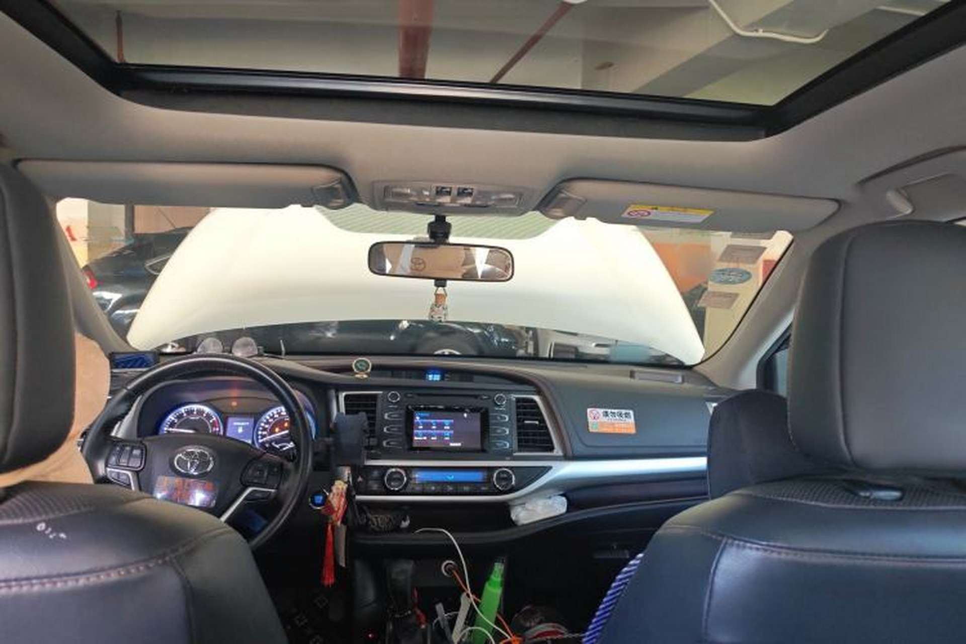 Used Toyota Highlander 2017 2.0T Four-Wheel Drive Luxury Edition 7 Seats Headliner