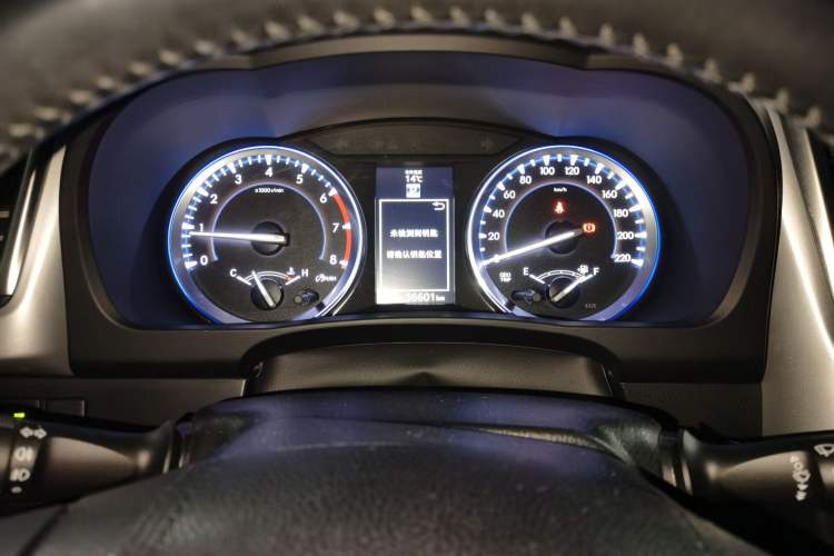 Used Toyota Highlander 2017 2.0T Four-Wheel Drive Ultimate Edition 7 Seats Instrument Cluster