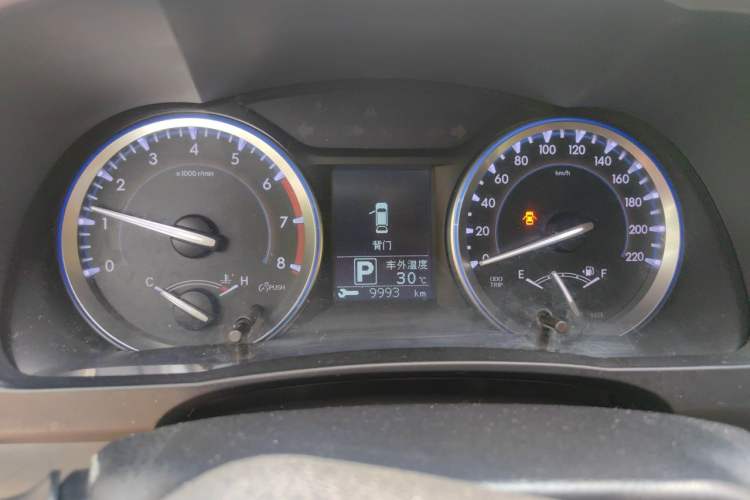 Used Toyota Highlander 2017 2.0T Four-Wheel Drive Luxury Navigation Version 7 Seats Instrument Cluster
