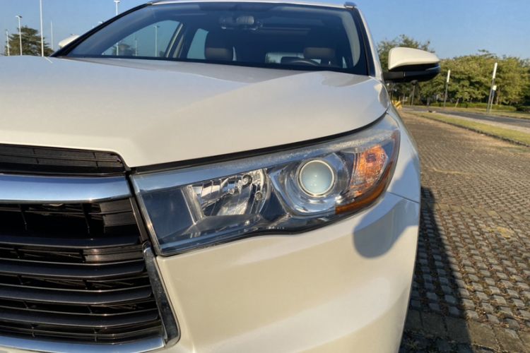 Used Toyota Highlander 2017 2.0T Two-Wheel Drive Luxury Edition 7 Seats Left Front Headlight
