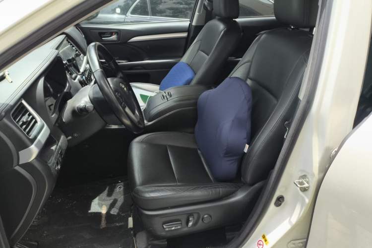 Used Toyota Highlander 2017 2.0T Four-Wheel Drive Luxury Edition 7 Seats Left Front Seat