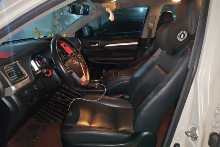 Used Toyota Highlander 2017 2.0T Four-Wheel Drive Luxury Edition 7 Seats Left Front Seat