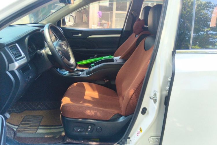 Used Toyota Highlander 2017 2.0T Four-Wheel Drive Luxury Edition 7 Seats Left Front Seat