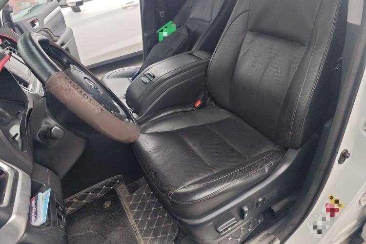 Used Toyota Highlander 2017 2.0T Four-Wheel Drive Luxury Edition 7 Seats Left Front Seat