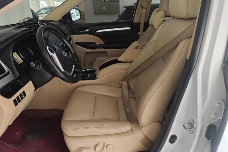 Used Toyota Highlander 2017 2.0T Four-Wheel Drive Luxury Edition 7 Seats Left Front Seat