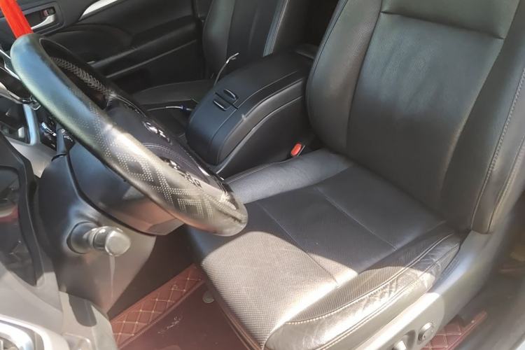 Used Toyota Highlander 2017 2.0T Four-Wheel Drive Luxury Edition 7 Seats Left Front Seat