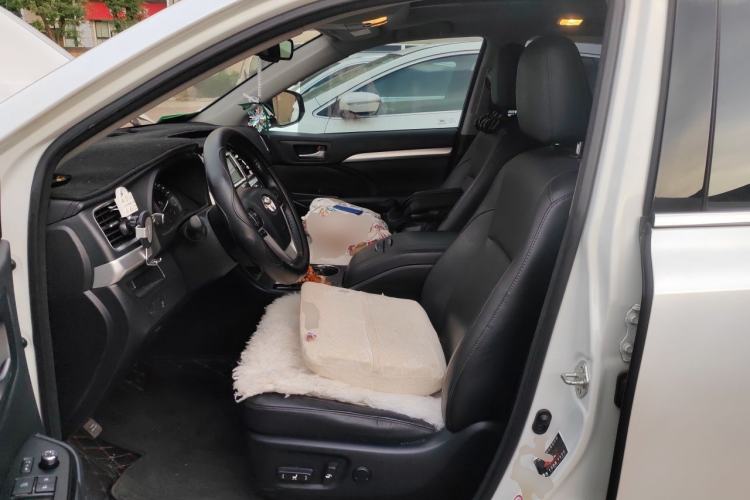 Used Toyota Highlander 2017 2.0T Four-Wheel Drive Luxury Edition 7 Seats Left Front Seat