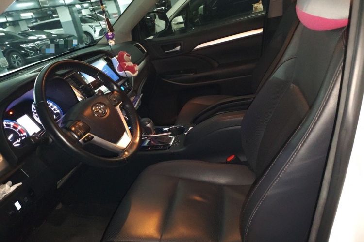 Used Toyota Highlander 2017 2.0T Four-Wheel Drive Luxury Edition 7 Seats Left Front Seat