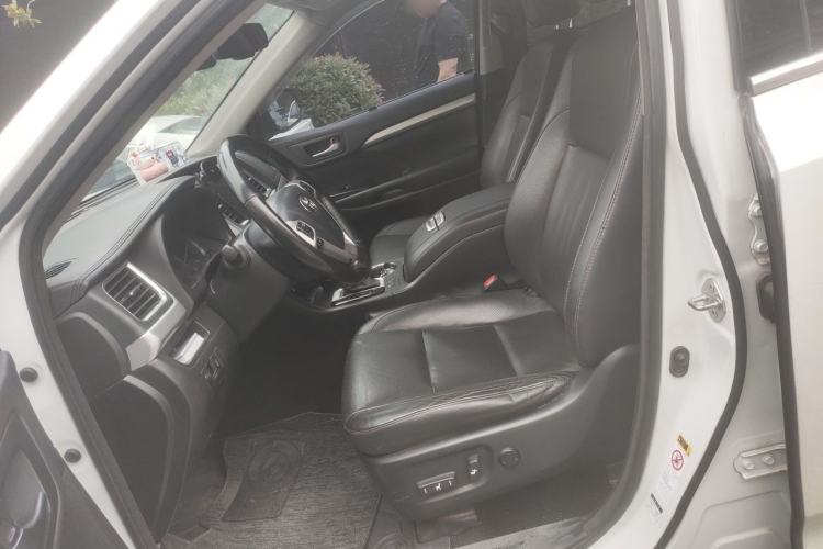 Used Toyota Highlander 2017 2.0T Four-Wheel Drive Luxury Edition 7 Seats Left Front Seat