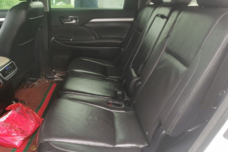 Used Toyota Highlander 2017 2.0T Four-Wheel Drive Luxury Edition 7 Seats Left Rear Seat