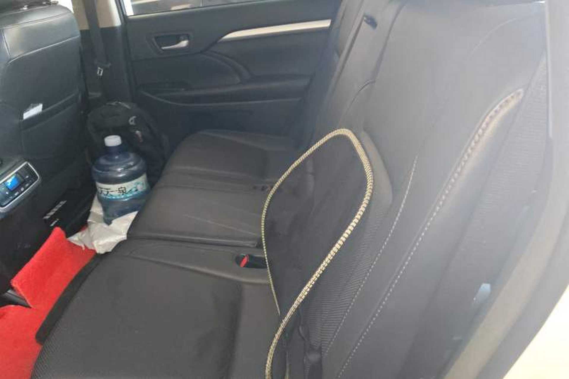 Used Toyota Highlander 2017 2.0T Four-Wheel Drive Luxury Edition 7 Seats Left Rear Seat