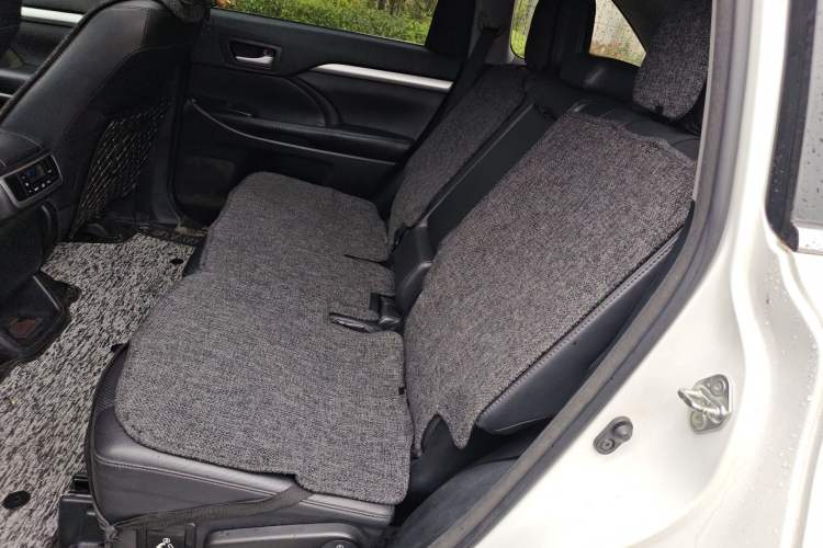 Used Toyota Highlander 2017 2.0T Four-Wheel Drive Luxury Edition 7 Seats
