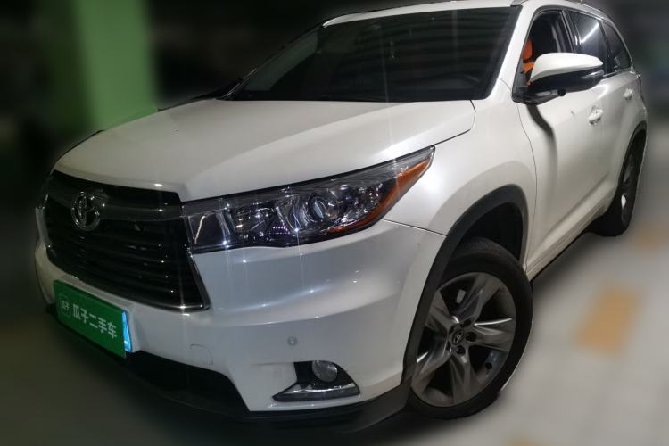 Used Toyota Highlander 2017 2.0T Two-Wheel Drive Luxury Edition 7 Seats Guazi used car, China used car export, Used car for sale, Used  cars, Cheapest cars for sale