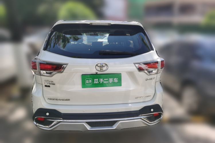 Used Toyota Highlander 2017 2.0T Four-Wheel Drive Luxury Edition 7 Seats Rear