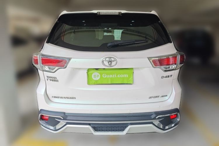 Used Toyota Highlander 2017 2.0T Four-Wheel Drive Luxury Edition 7 Seats Rear