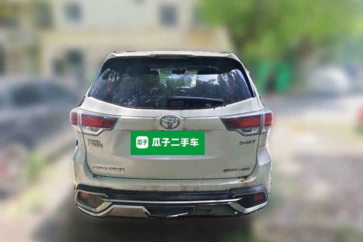 Used Toyota Highlander 2017 2.0T Four-Wheel Drive Luxury Edition 7 Seats Rear