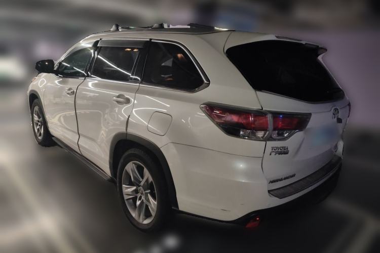 Used Toyota Highlander 2017 2.0T Four-Wheel Drive Luxury Edition 7 Seats Rear Left 45 Deg
