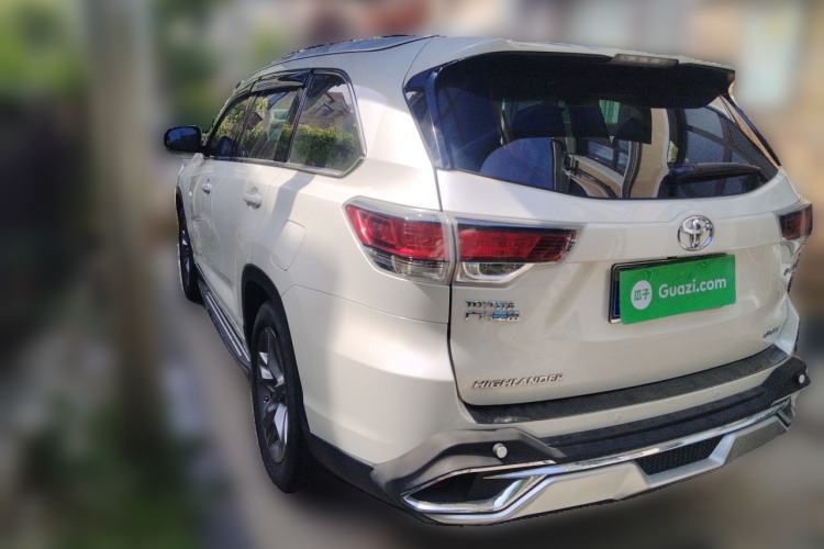Used Toyota Highlander 2017 2.0T Two-Wheel Drive Luxury Edition 7 Seats Rear Left 45 Deg