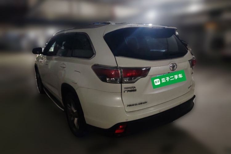 Used Toyota Highlander 2017 2.0T Two-Wheel Drive Luxury Edition 7 Seats Rear Left 45 Deg