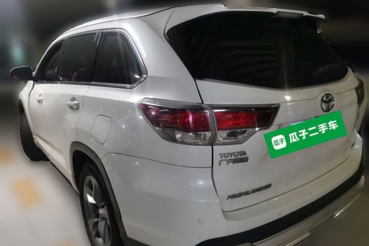Used Toyota Highlander 2017 2.0T Two-Wheel Drive Luxury Edition 7 Seats Rear Left 45 Deg