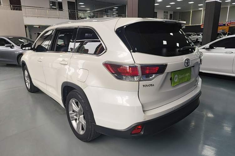 Used Toyota Highlander 2017 2.0T Four-Wheel Drive Luxury Edition 7 Seats Rear Left 45 Deg