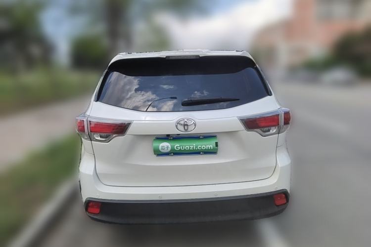 Used Toyota Highlander 2017 2.0T Four-Wheel Drive Luxury Edition 7 Seats Rear