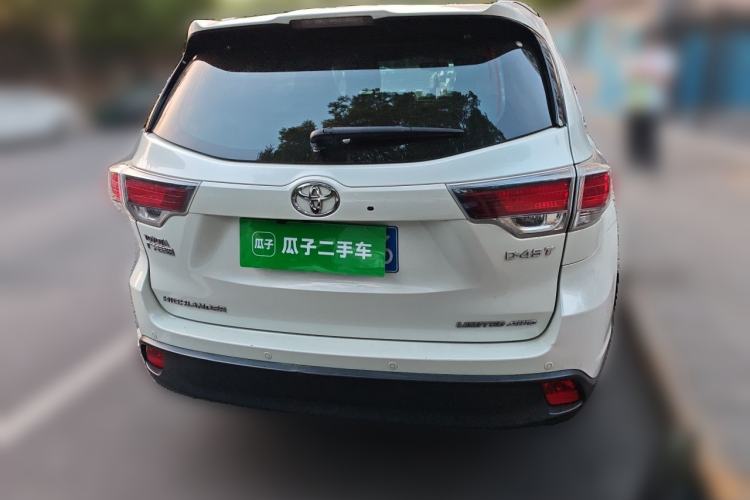 Used Toyota Highlander 2017 2.0T Four-Wheel Drive Ultimate Edition 7 Seats Rear