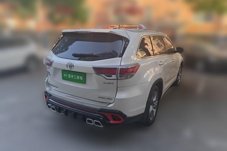 Used Toyota Highlander 2017 2.0T Four-Wheel Drive Luxury Edition 7 Seats Rear Right 45 Deg
