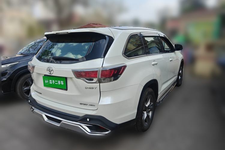 Used Toyota Highlander 2017 2.0T Four-Wheel Drive Luxury Edition 7 Seats Rear Right 45 Deg