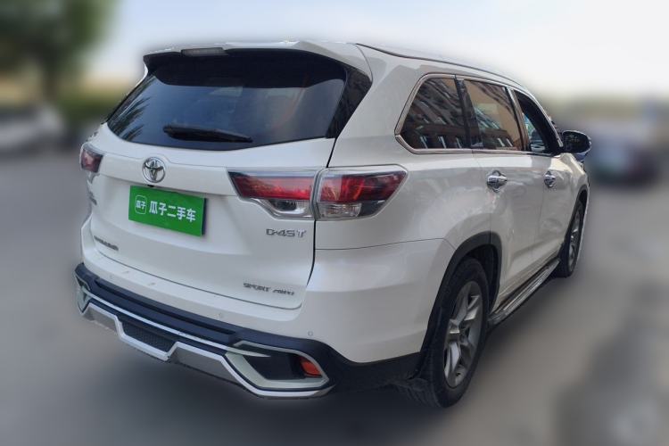 Used Toyota Highlander 2017 2.0T Four-Wheel Drive Luxury Edition 7 Seats Rear Right 45 Deg