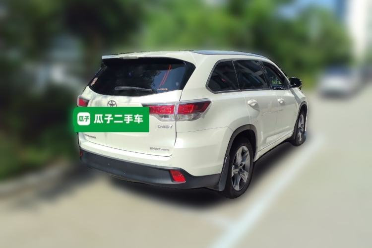Used Toyota Highlander 2017 2.0T Four-Wheel Drive Luxury Edition 7 Seats Rear Right 45 Deg