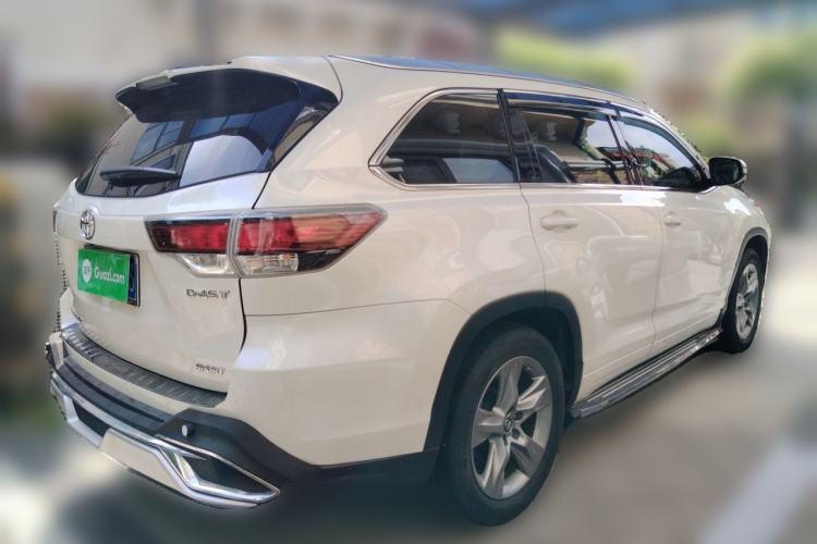 Used Toyota Highlander 2017 2.0T Two-Wheel Drive Luxury Edition 7 Seats Rear Right 45 Deg