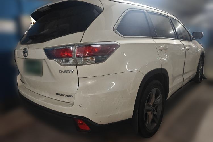 Used Toyota Highlander 2017 2.0T Four-Wheel Drive Luxury Edition 7 Seats Rear Right 45 Deg