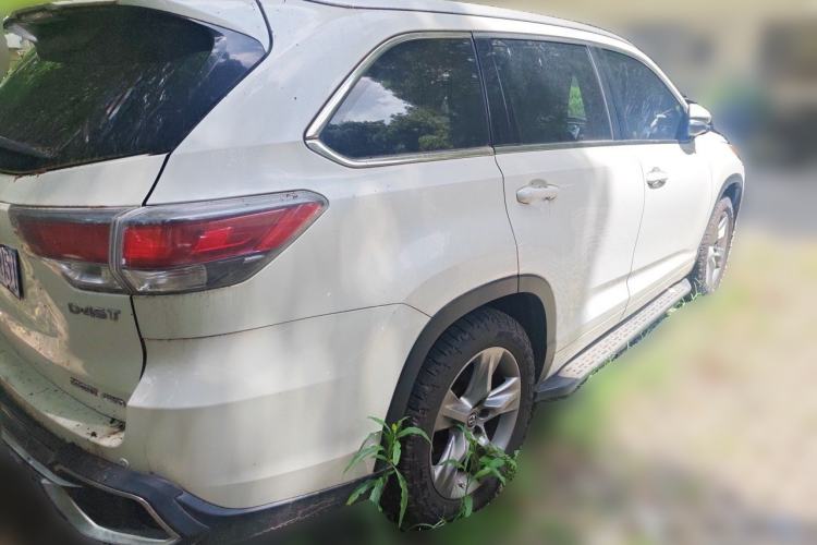 Used Toyota Highlander 2017 2.0T Four-Wheel Drive Luxury Edition 7 Seats Rear Right 45 Deg