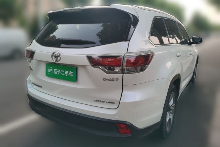Used Toyota Highlander 2017 2.0T Four-Wheel Drive Luxury Edition 7 Seats Rear Right 45 Deg