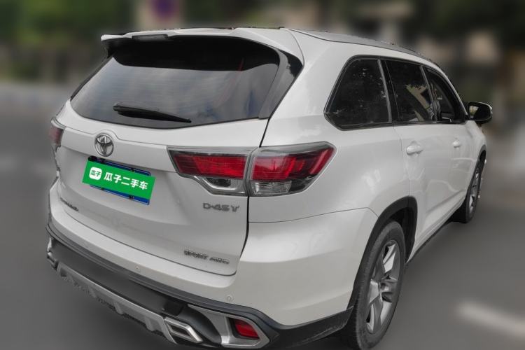 Used Toyota Highlander 2017 2.0T Four-Wheel Drive Luxury Edition 7 Seats Rear Right 45 Deg