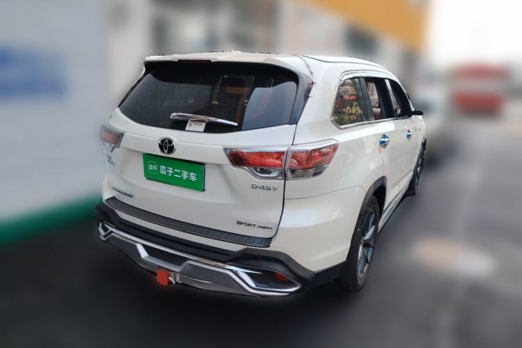 Used Toyota Highlander 2017 2.0T Four-Wheel Drive Luxury Edition 7 Seats Rear Right 45 Deg