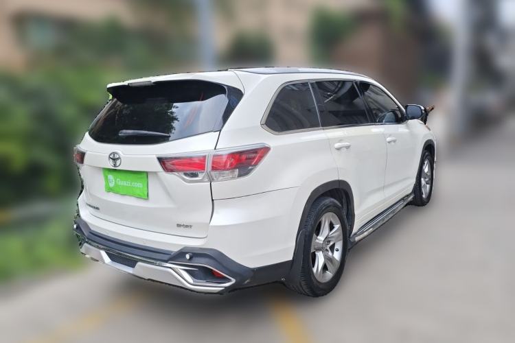 Used Toyota Highlander 2017 2.0T Four-Wheel Drive Luxury Edition 7 Seats Rear Right 45 Deg