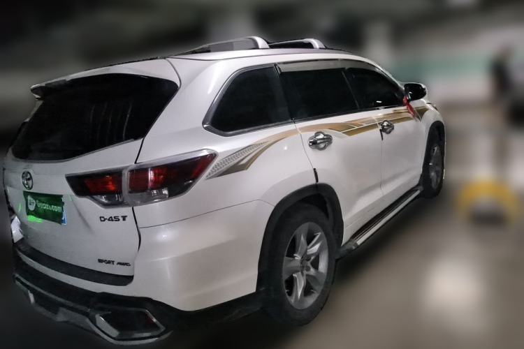 Used Toyota Highlander 2017 2.0T Four-Wheel Drive Luxury Edition 7 Seats Rear Right 45 Deg