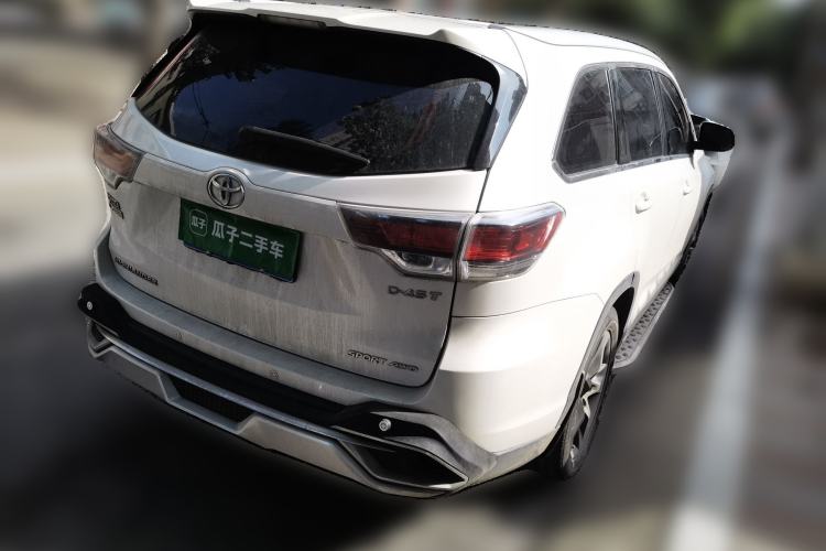 Used Toyota Highlander 2017 2.0T Four-Wheel Drive Luxury Edition 7 Seats Rear Right 45 Deg