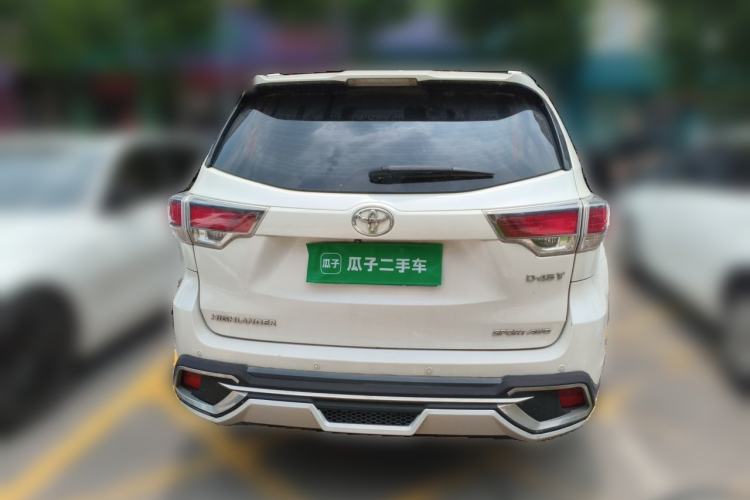 Used Toyota Highlander 2017 2.0T Four-Wheel Drive Luxury Edition 7 Seats Rear