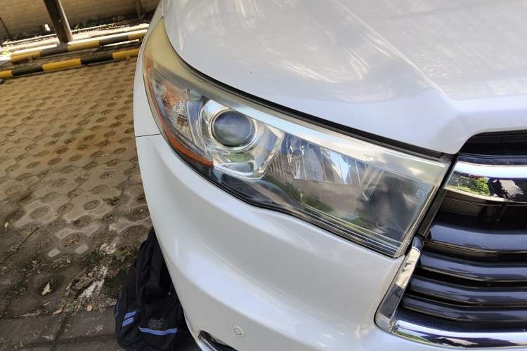 Used Toyota Highlander 2017 2.0T Four-Wheel Drive Luxury Edition 7 Seats Right Front Headlight