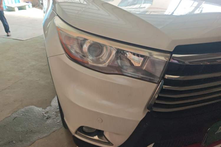 Used Toyota Highlander 2017 2.0T Four-Wheel Drive Luxury Edition 7 Seats Right Front Headlight